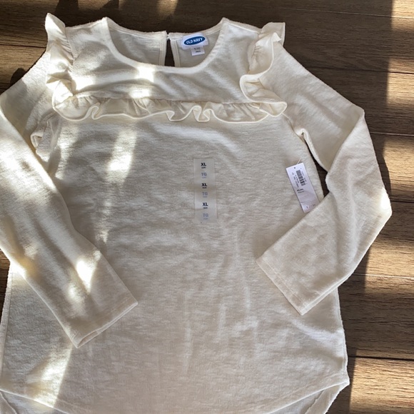 Girl’s Long Sleeve Bundle - Picture 5 of 8